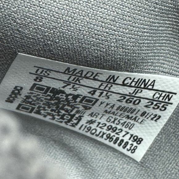 NWB Adidas Ultraboost 22 running sneaker gray size men’s 8 - Picture 8 of 8